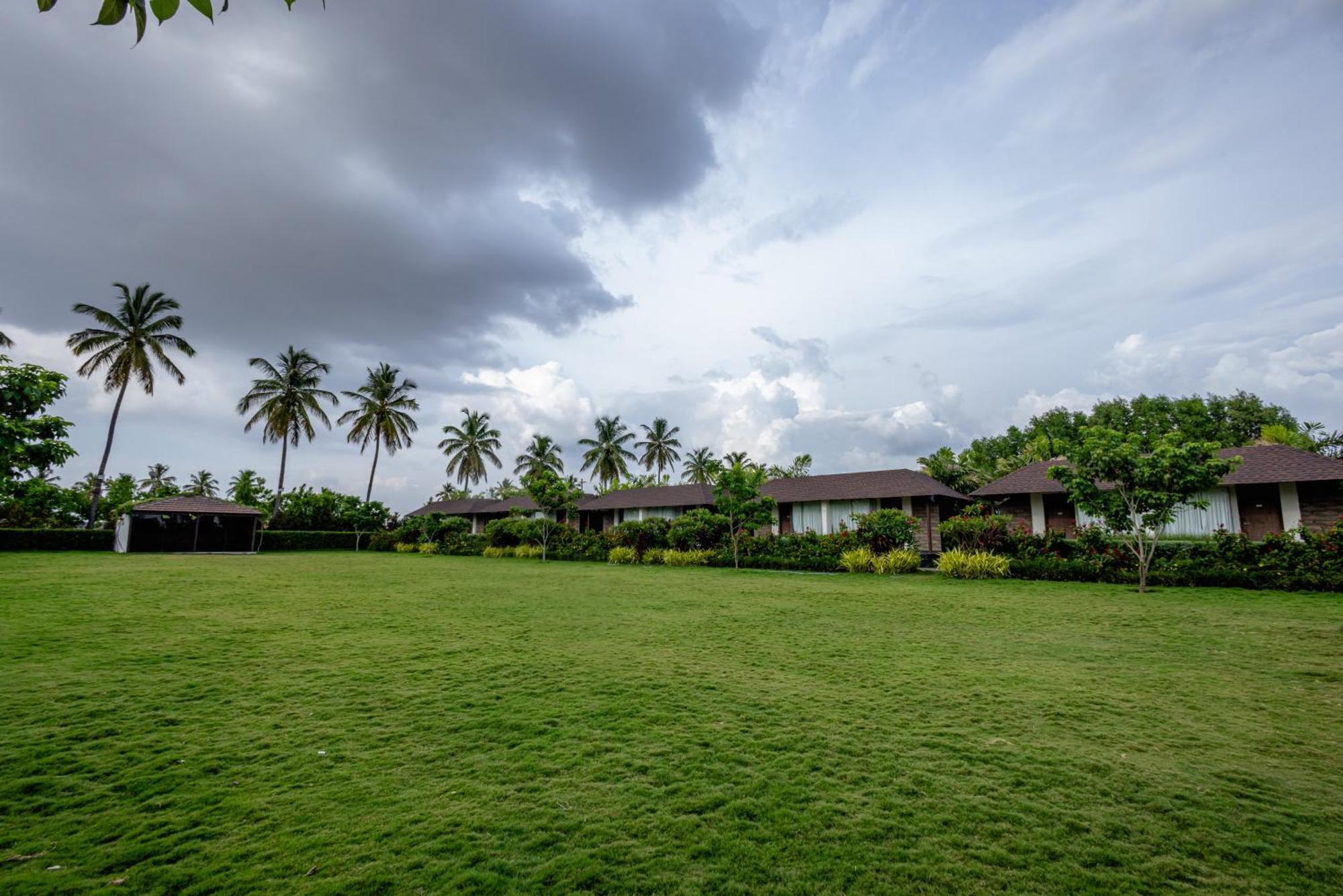 Veerdency Luxury Resort Devanahalli Eksteriør billede